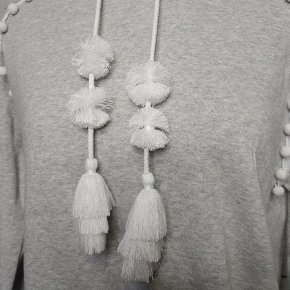 GENERATION Love Pompom Tassel Hoodie Size S - Picture 3 of 12